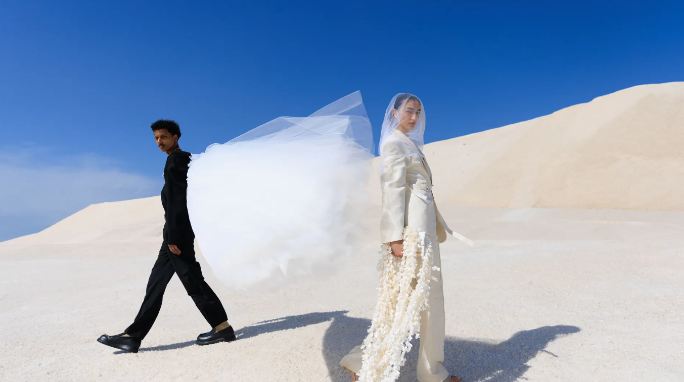 Jacqemus 2022: Así fue el desfile en un lunar paisaje de la Camarga francesa