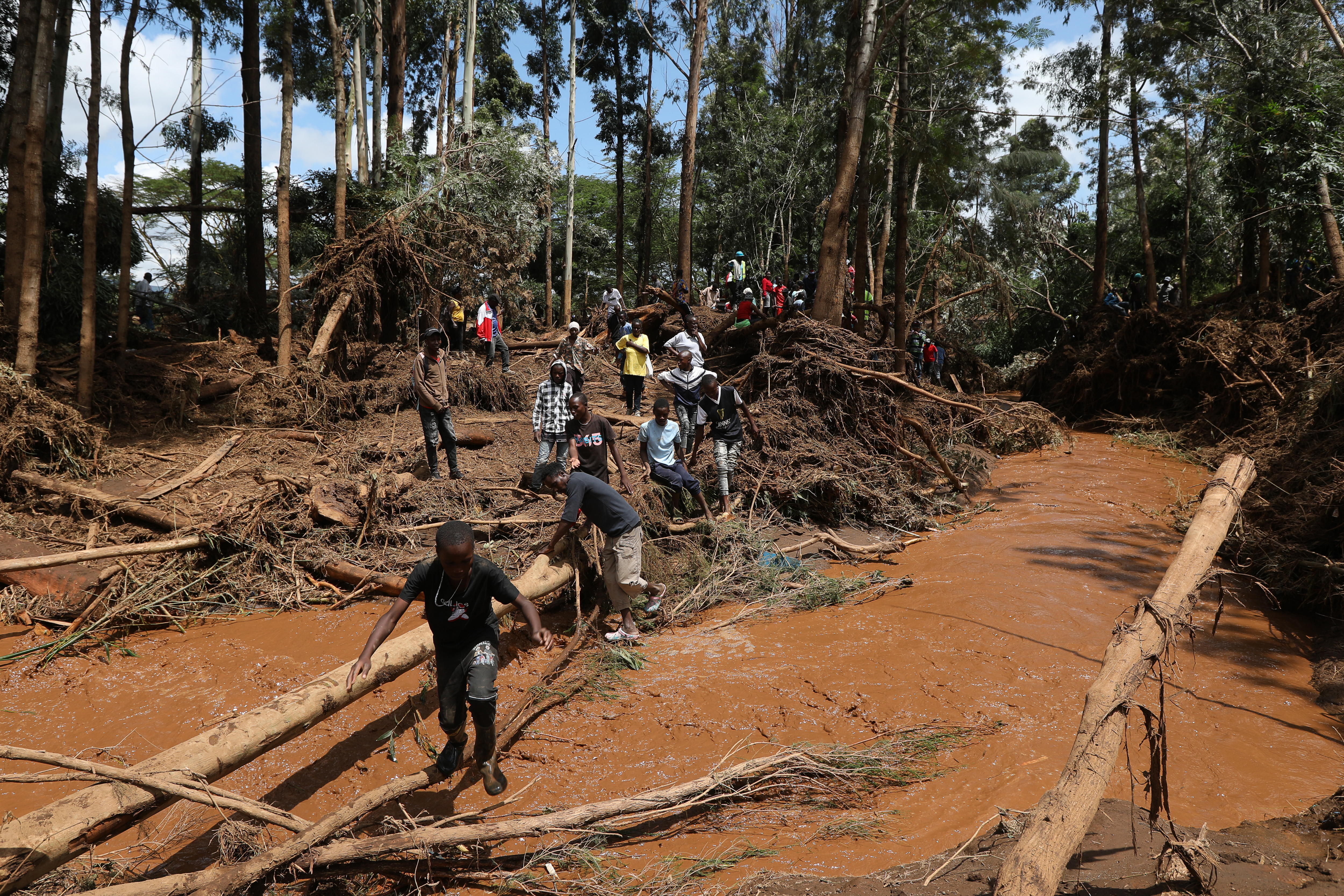 Tragedia en Kenia: represa se rompe y causa 45 muertes