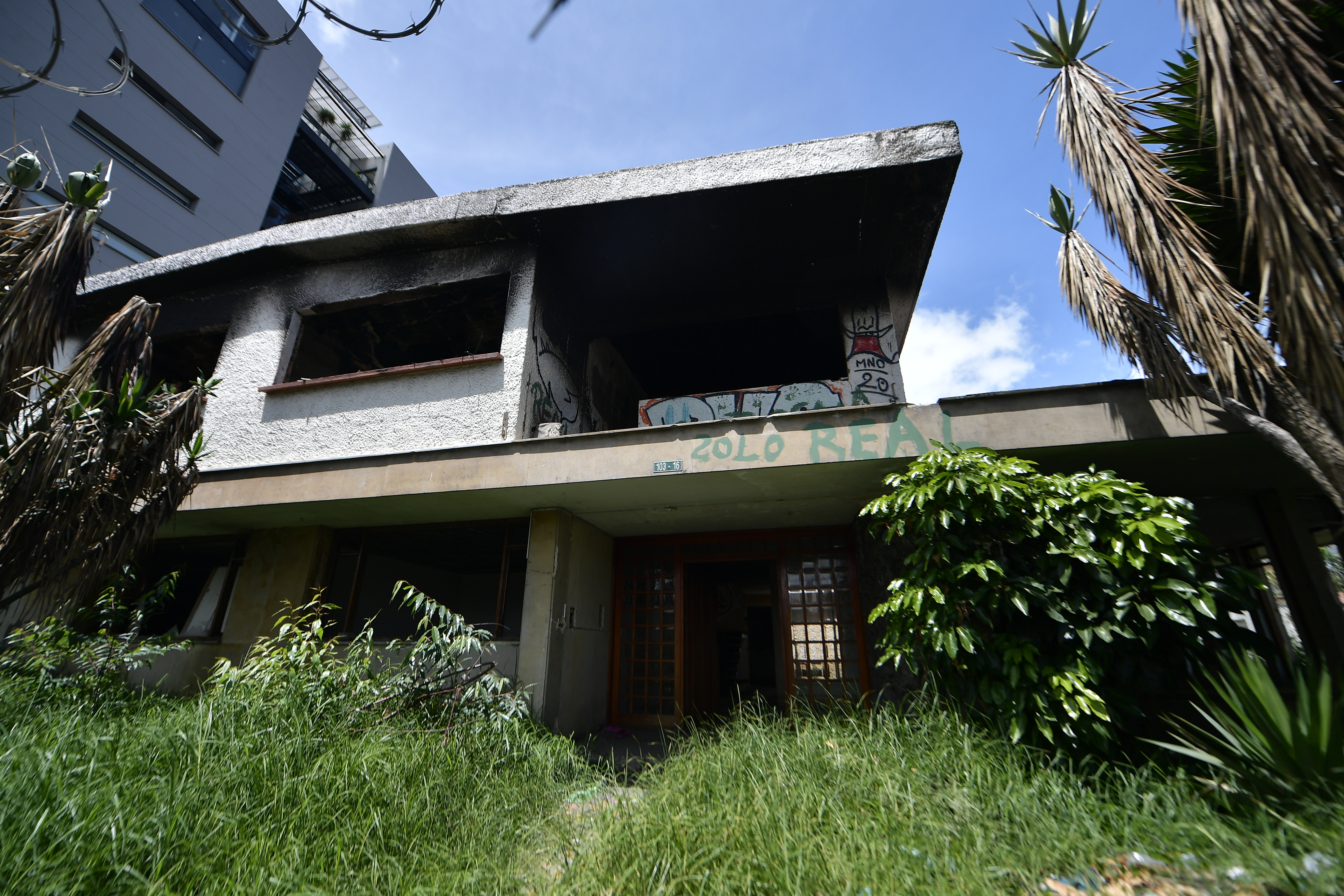 Consulado de Venezuela abandonado en Bogotá