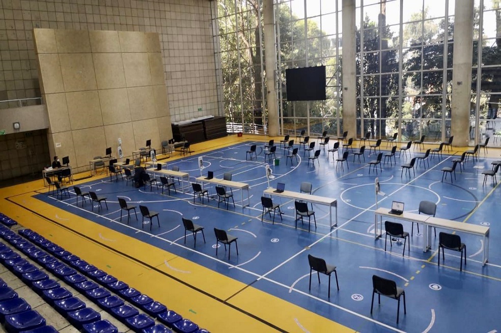 Primer punto de vacunación contra COVID-19 en Colombia está en la U. Javeriana de Bogotá
