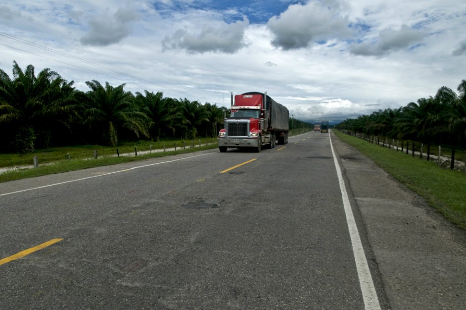 Cuando se terminen dichas obras el tiempo de viaje para para camiones de carga bajará de 4 horas 41 minutos a 2 horas. /Bloomberg.