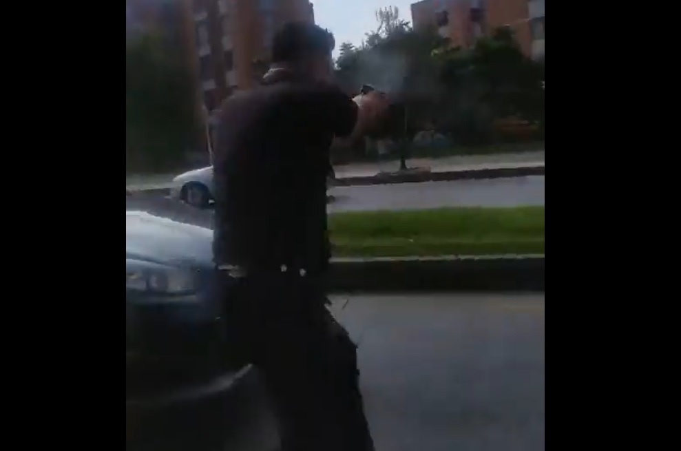 Policía busca al hombre que disparó contra un limpiavidrios, en el sur de Bogotá
