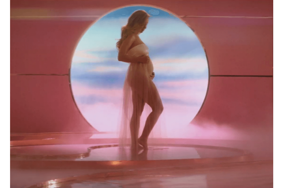 Katy Perry anunció que está esperando su primer hijo con Orlando Bloom