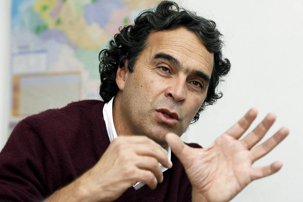 La Procuraduría le abrió pliego de cargos al gobernador de Antioquia, Sergio Fajardo Valderrama. /Reuters