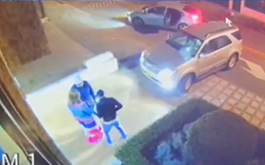 Banda de ladrones que se mueve en un carro gris se robó una camioneta en Los Mártires