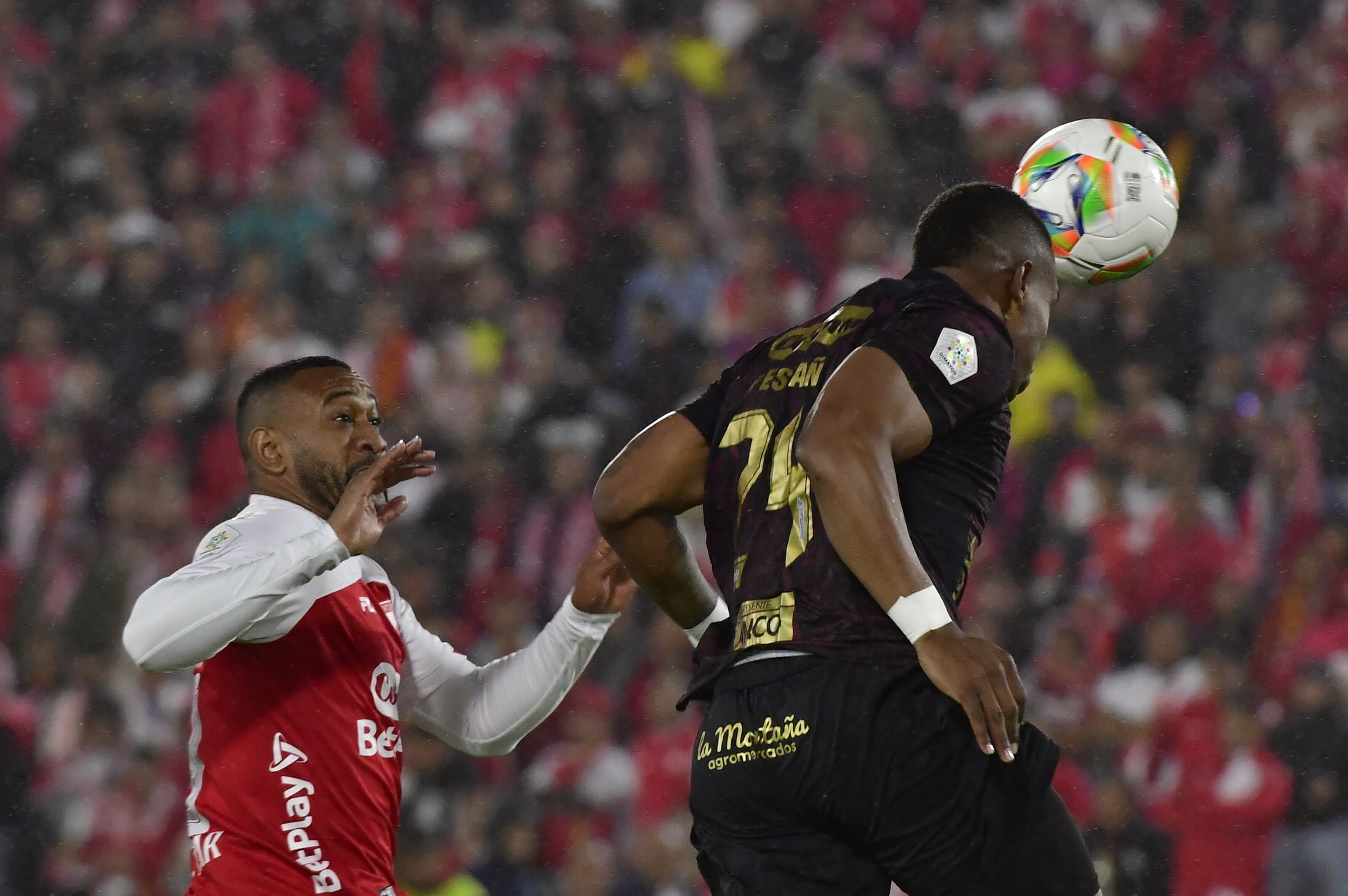 Jean Carlos Pestaña ha sido uno de los pilares de la defensa de América a lo largo de la temporada.