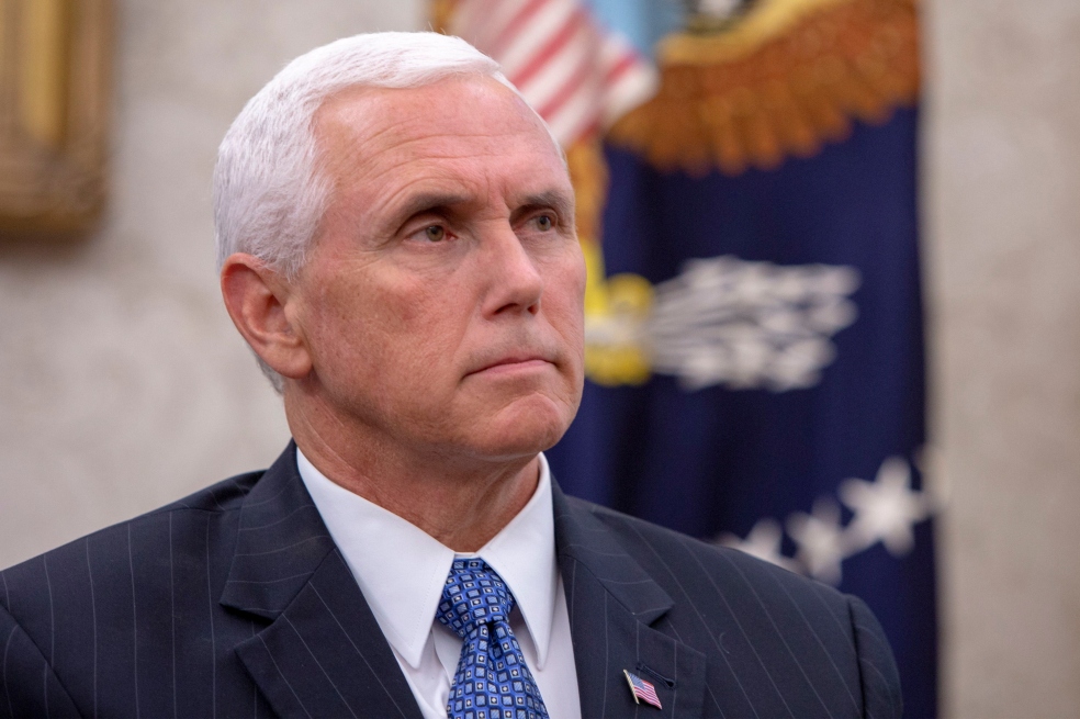 El dilema de Mike Pence: reconocer a Joe Biden o ceder a presión de Trump
