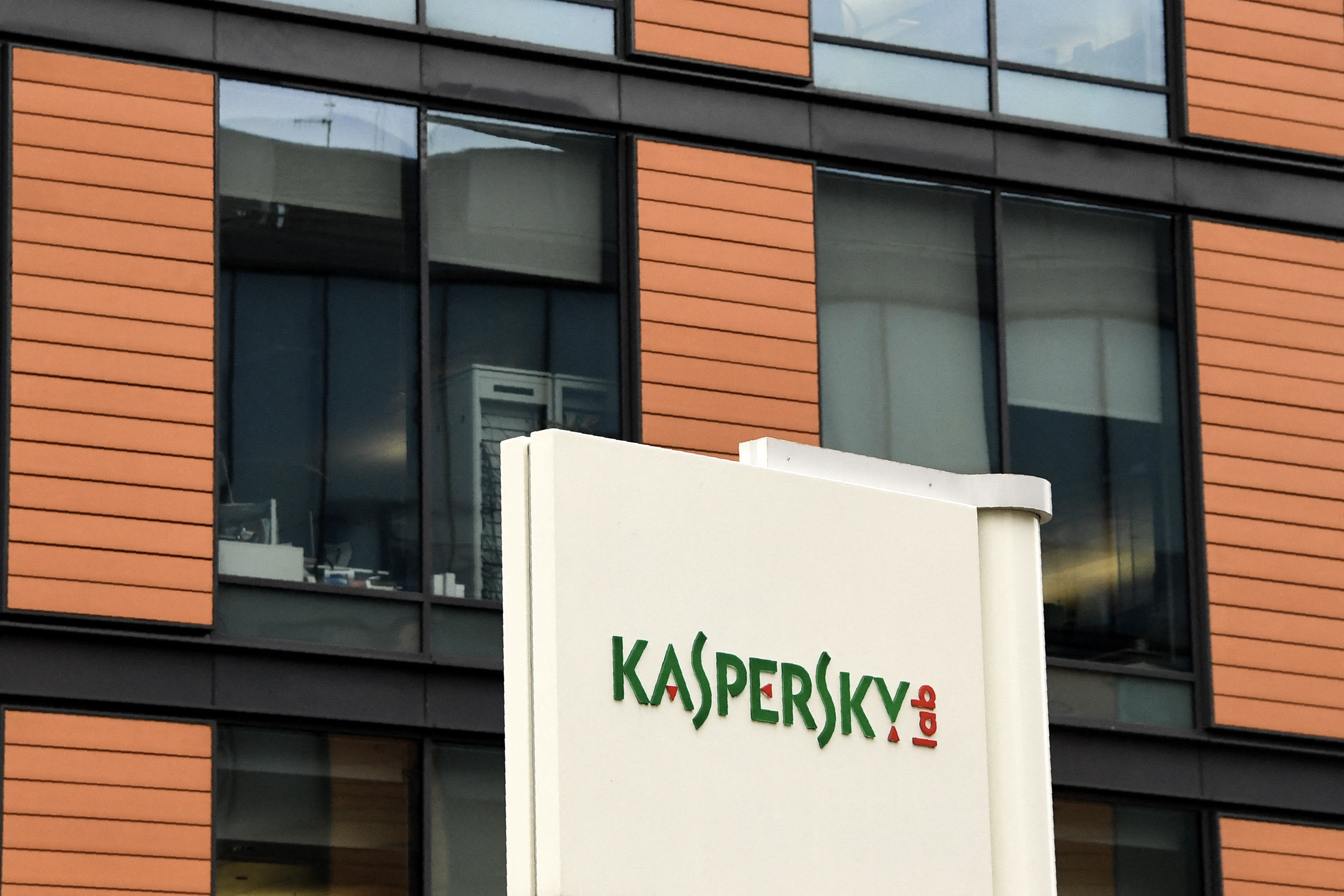 Estados Unidos sancionó a 12 directivos de la empresa rusa Kaspersky