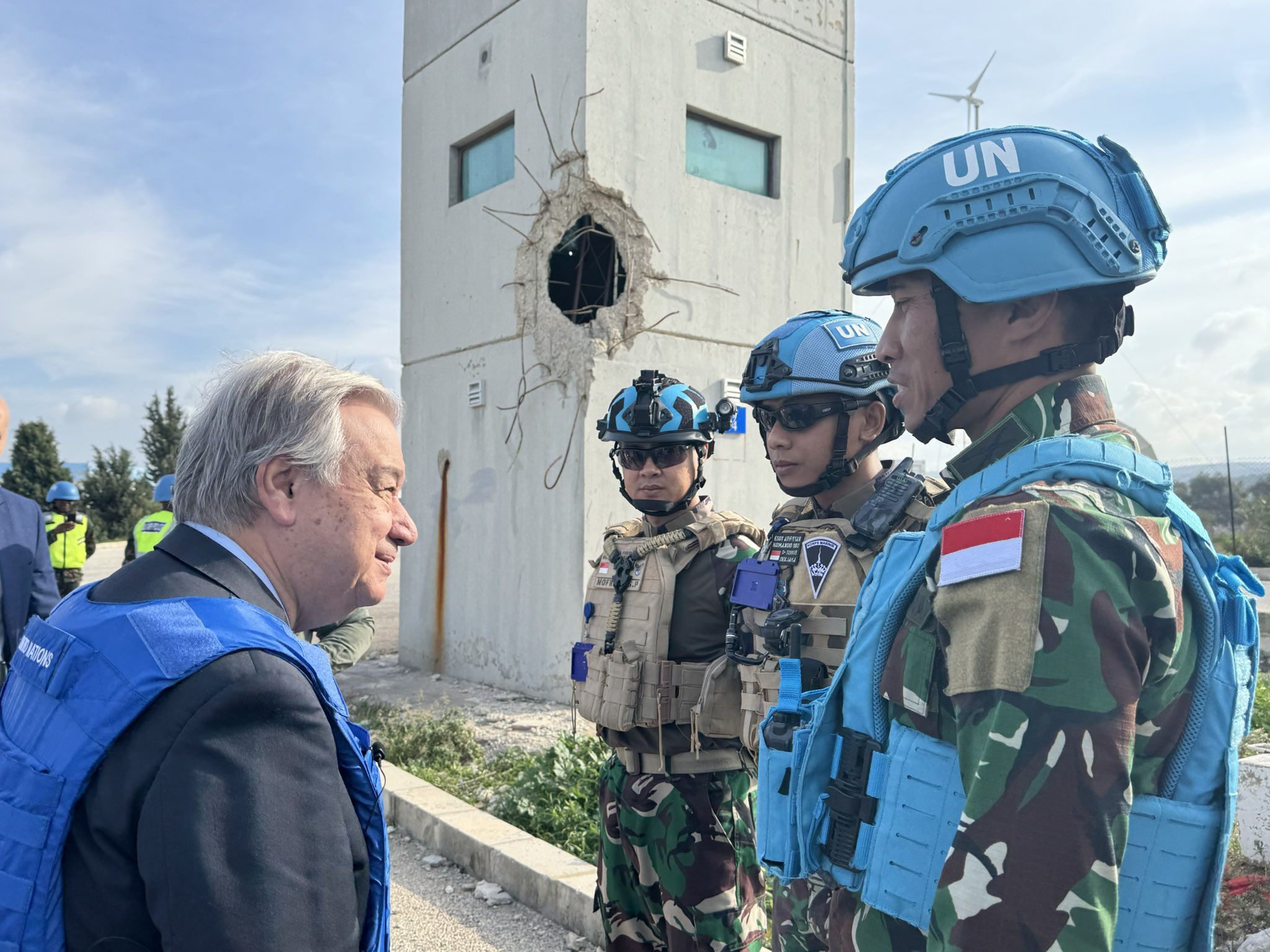 ONU decide retirada de cascos azules del Líbano en 2027