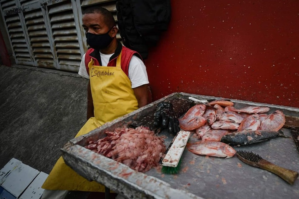 El consumo de pescado es una tradición típica durante la Semana Santa en Colombia.