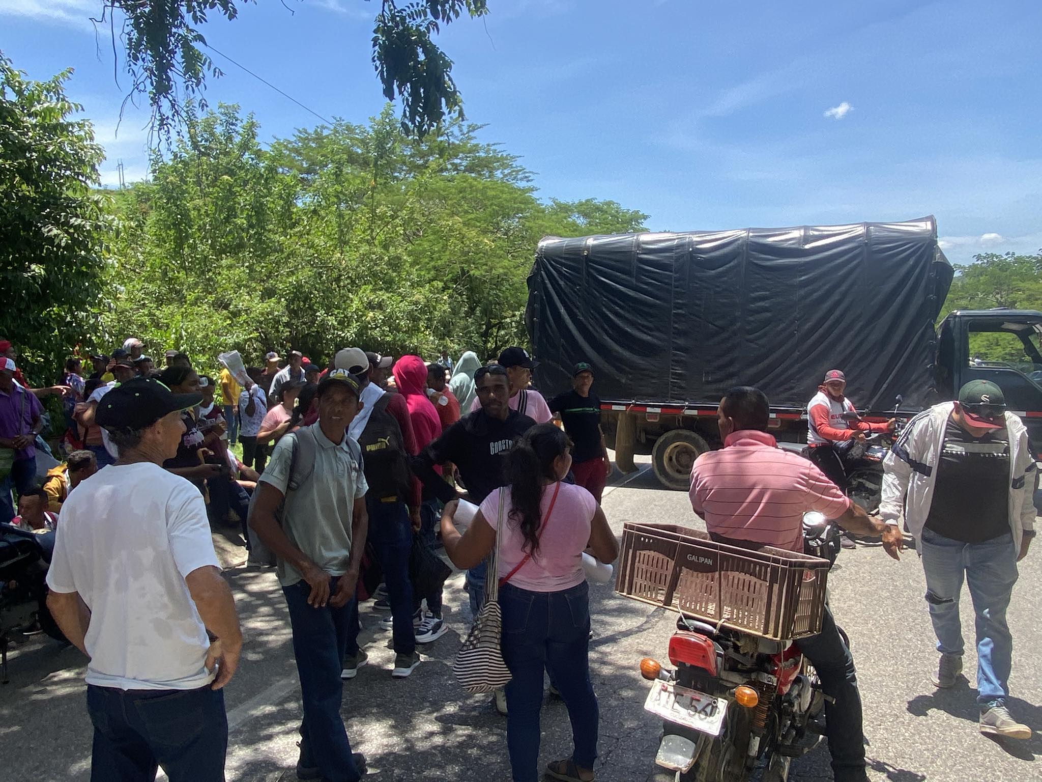 Campesinos levantaron bloqueos en El Carmen de Bolívar: estos fueron los acuerdos