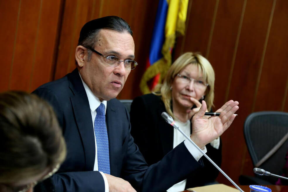 Congreso pide congelar capitales en Colombia de Maduro y de sus funcionarios