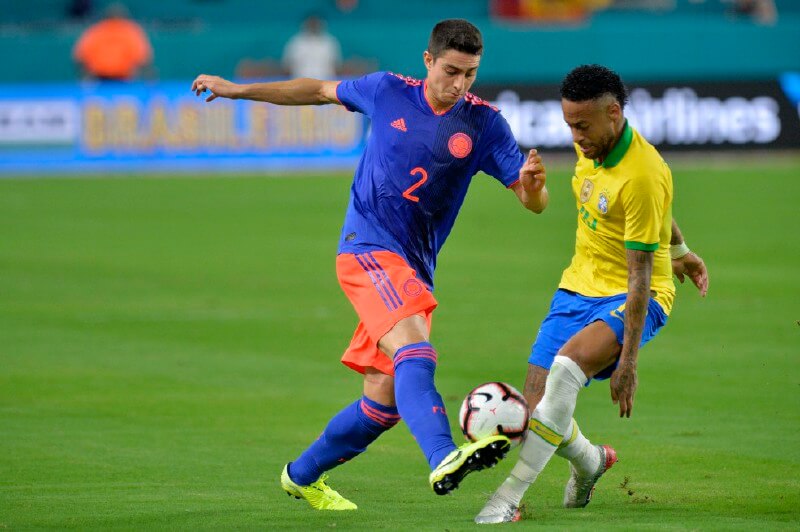 Stefan Medina le cumple a Queiroz