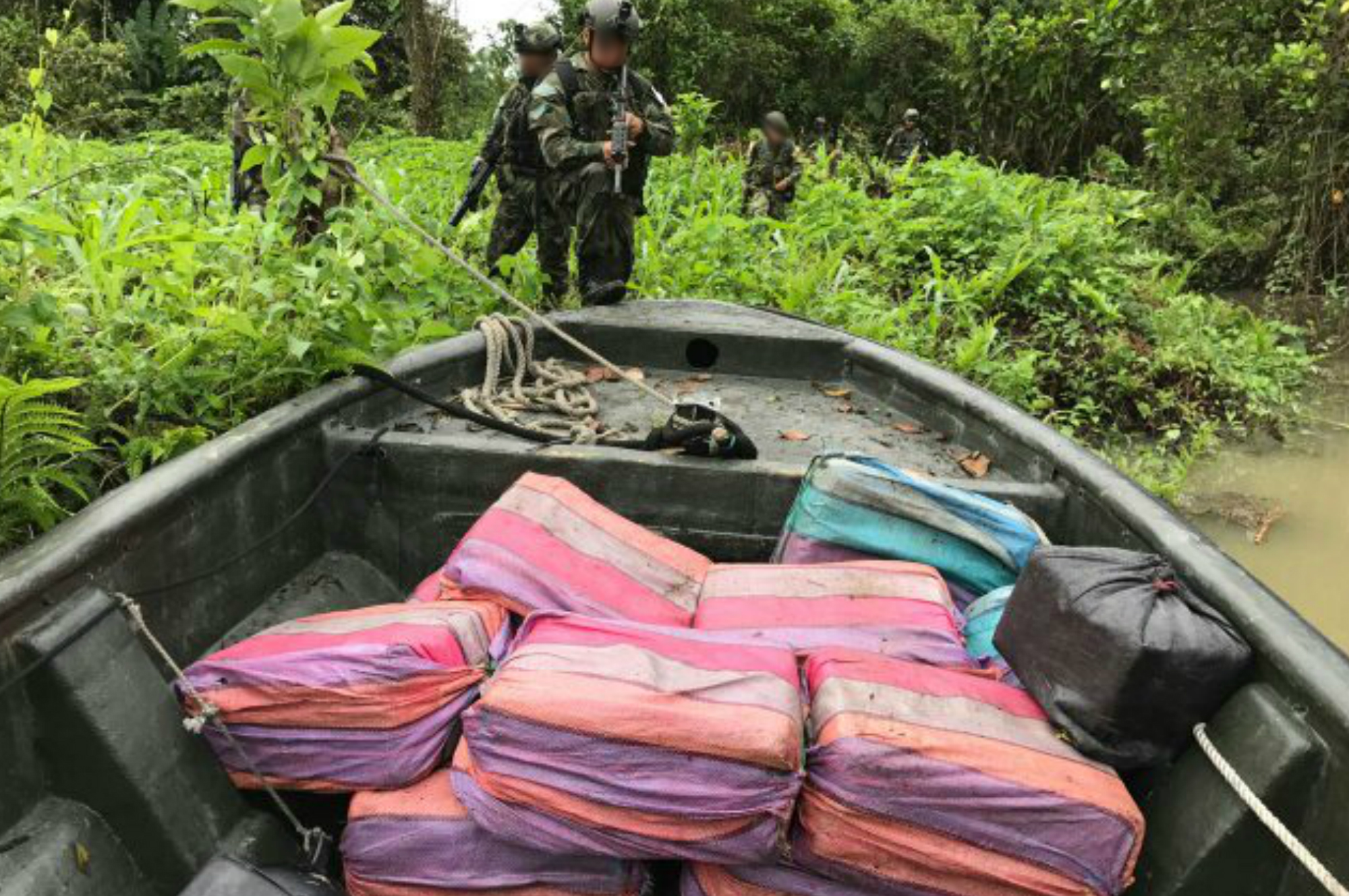 Armada incauta más de dos toneladas y media de cocaína en el Pacífico