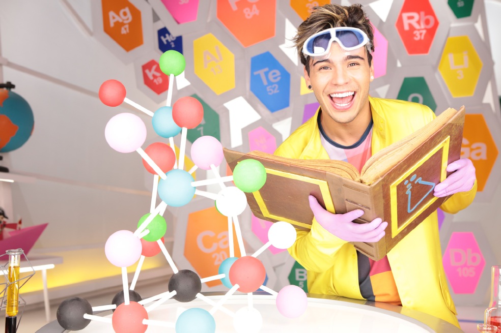 Sebastián Villalobos, de “youtuber” a científico