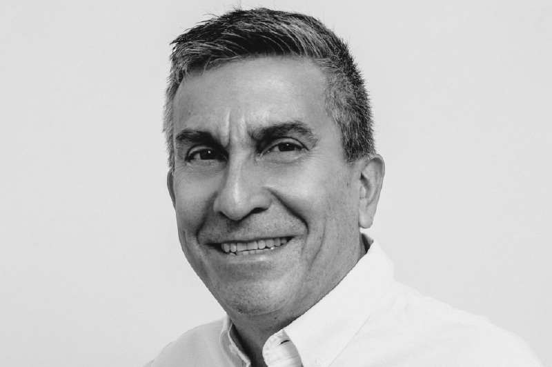 Álvaro Ocampo y su calzado que deja huella
