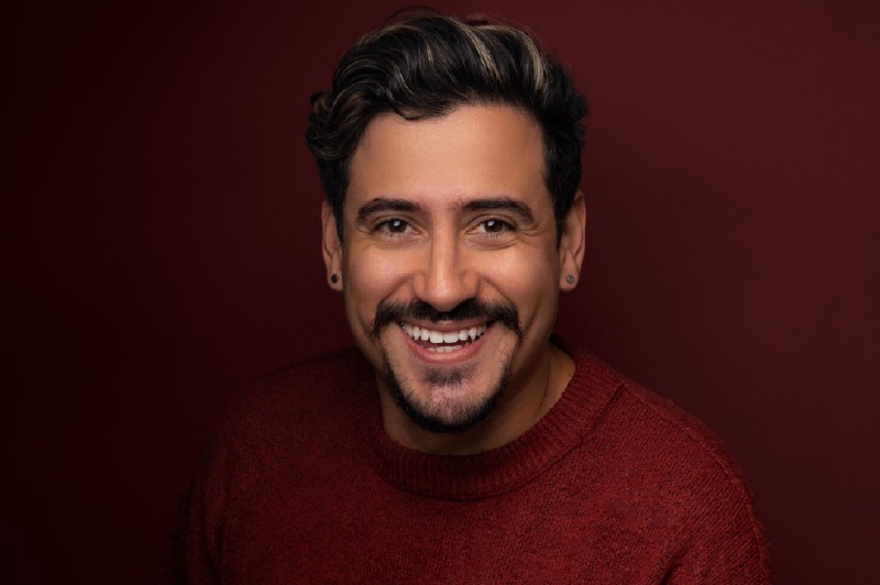 Andrés Prieto, sin barreras para crear en inglés