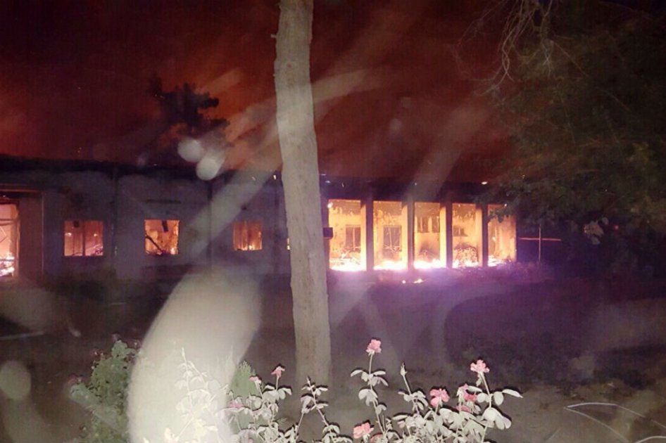 Jefe del Pentágono llega a Europa en medio de polémica por bombardeo a hospital de MSF