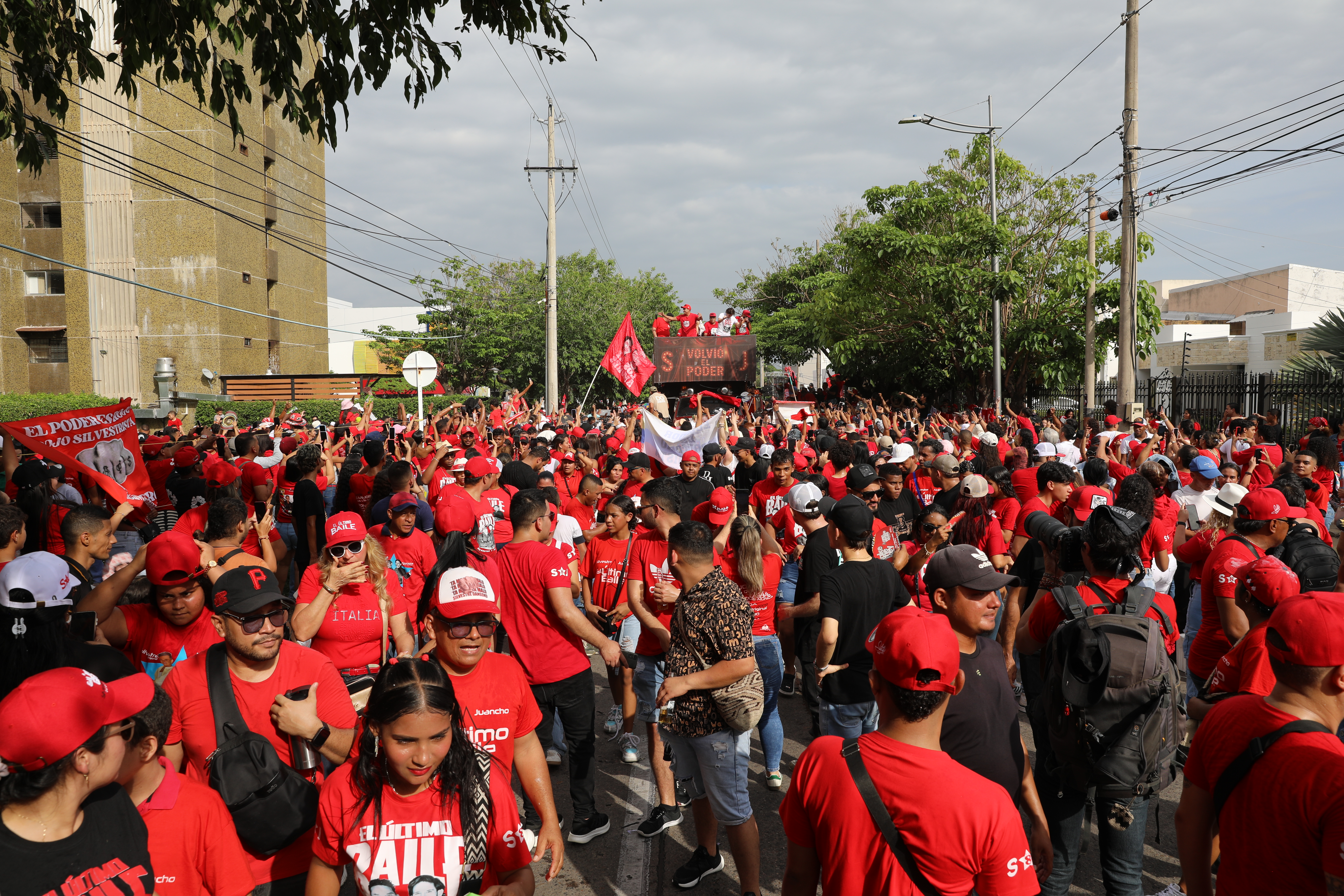 Silvestre Dangond Caravana del album "El ultimo baile" del Festival Silvestrista