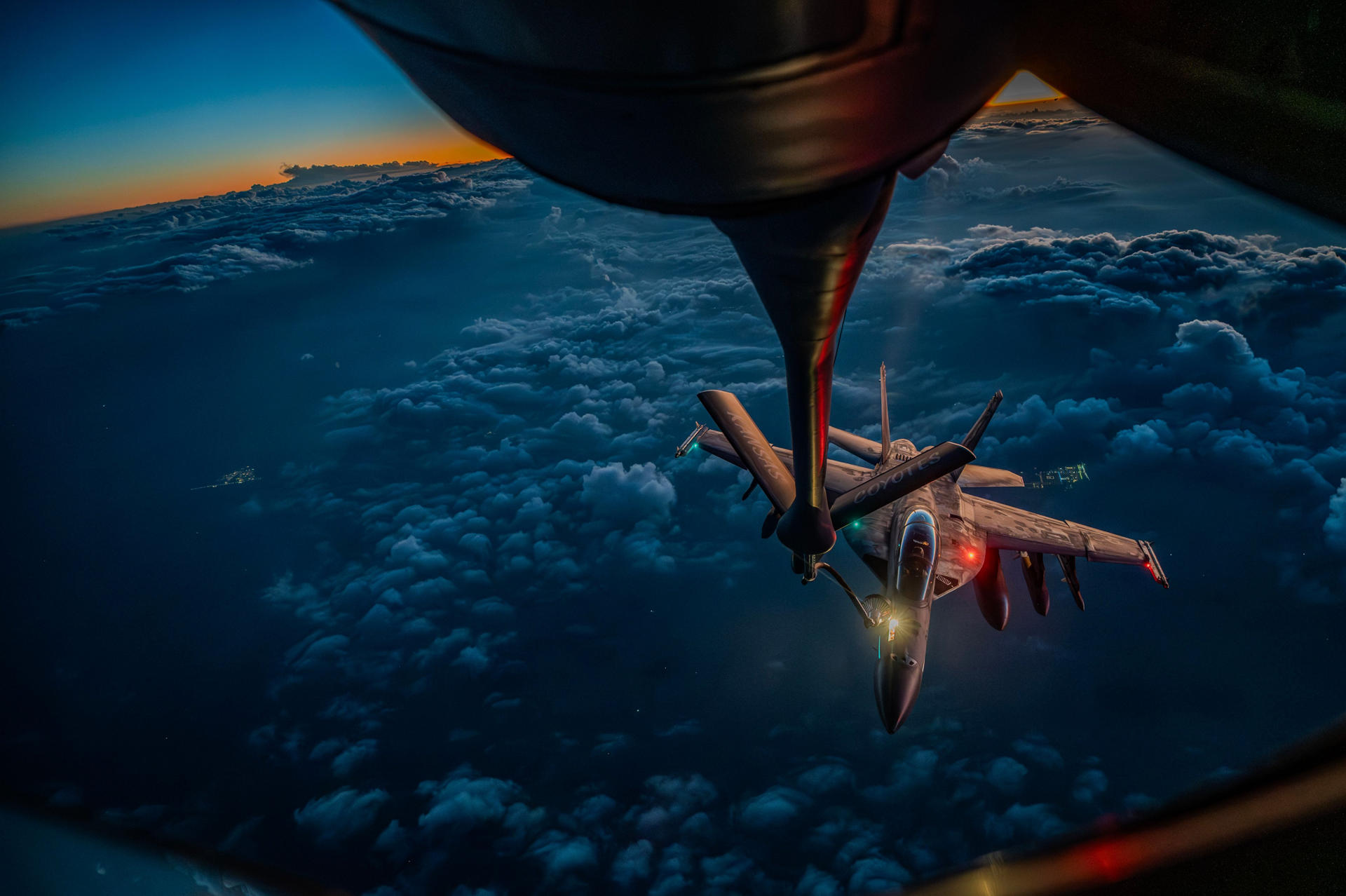Confirman película sobre los dos pilotos rescatados por Estados Unidos en Irán. Así será