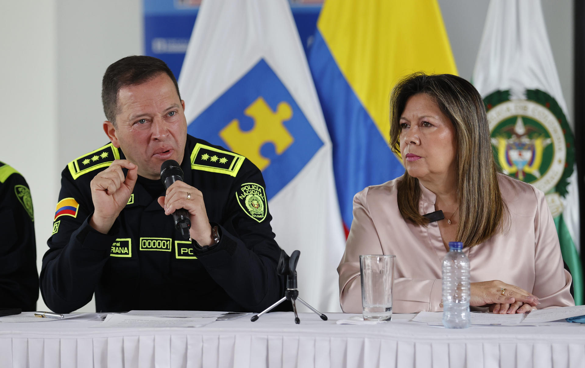 Arma con la que atacaron a Miguel Uribe: identifican lugar donde la compraron