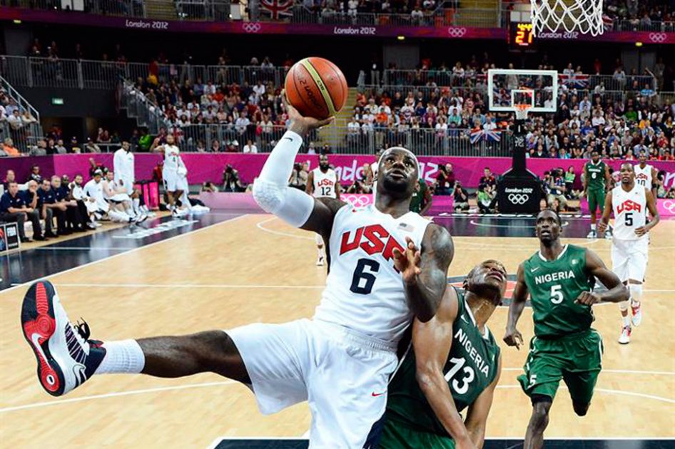 EE.UU. propino una paliza a Nigeria en baloncesto olímpico y batió récord de puntos