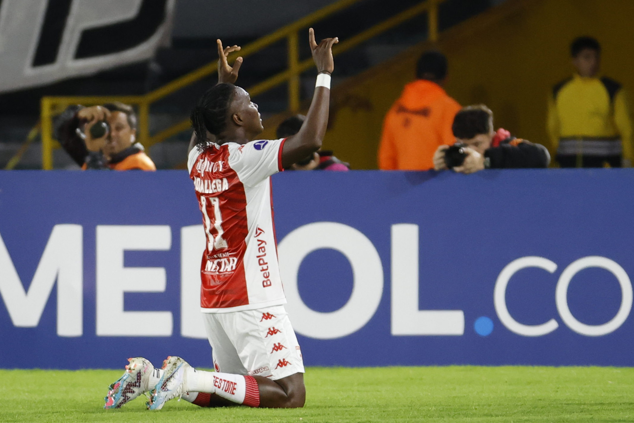 Hugo Rodallega volvió para salvar a Independiente Santa Fe