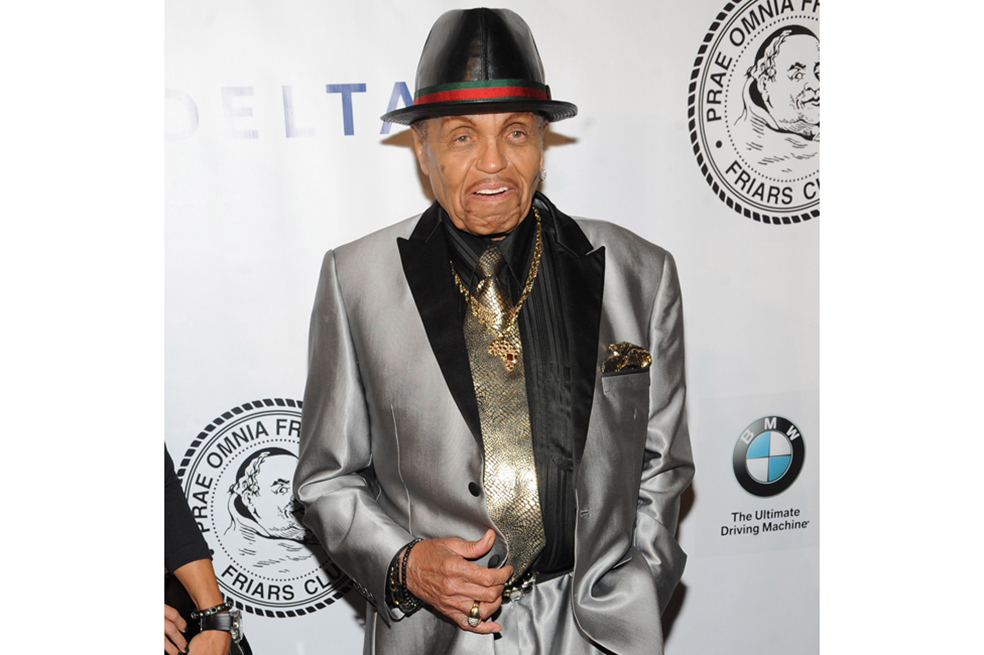 Padre de Michael Jackson está en delicado estado de salud