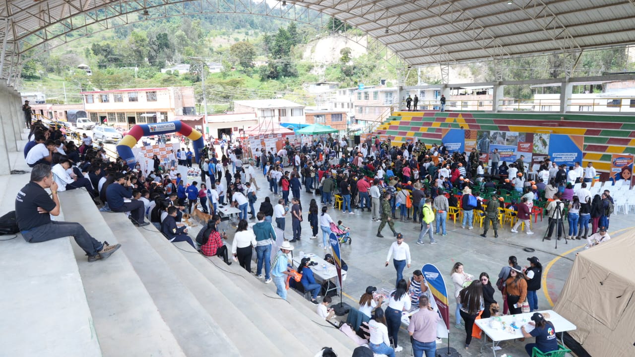 Como parte de la intervención de la región, se anunció una inversión en la infraestructura vial de los municipios.