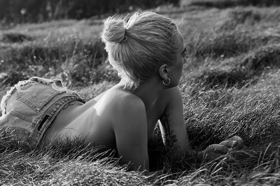 «Million reasons», historia de desamor que Lady Gaga comenzó en «Perfect Illusion»