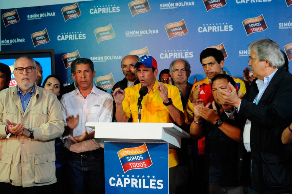 Henrique Capriles está «ligeramente por encima» de Maduro: oposición