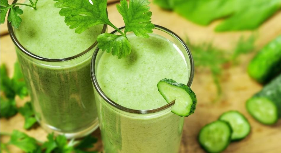Batido de pera, piña y pepino