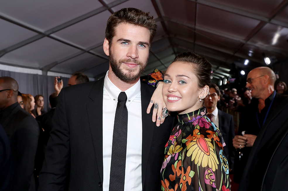 Miley Cyrus y Liam Hemsworth vuelven a posar juntos en la alfombra roja luego de 4 años