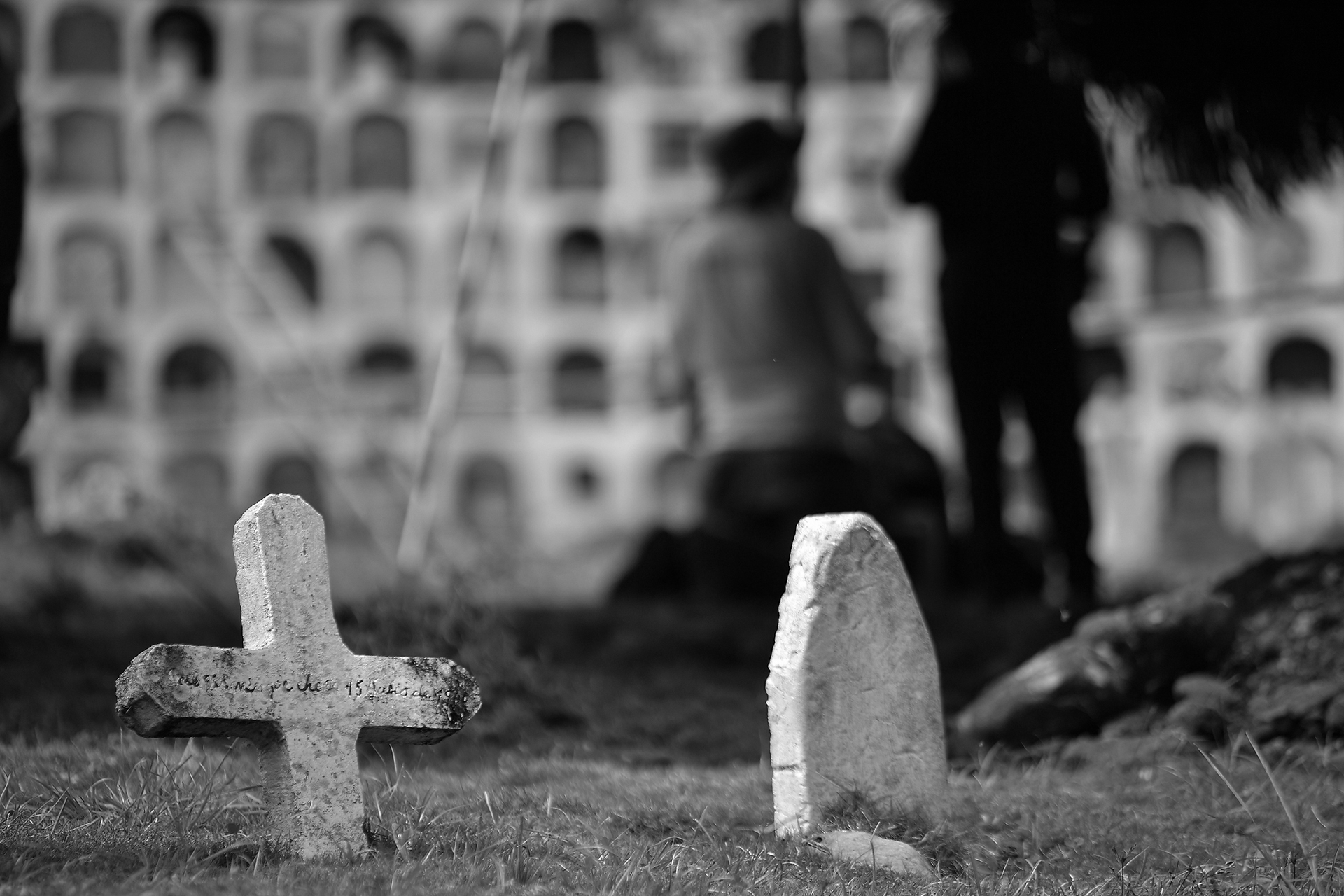 Según el equipo forense de la JEP, han sido rescatados 63 cuerpos que ahora están en proceso de identificación para entregarlos dignamente a sus familiares, víctimas de la desaparición forzada.