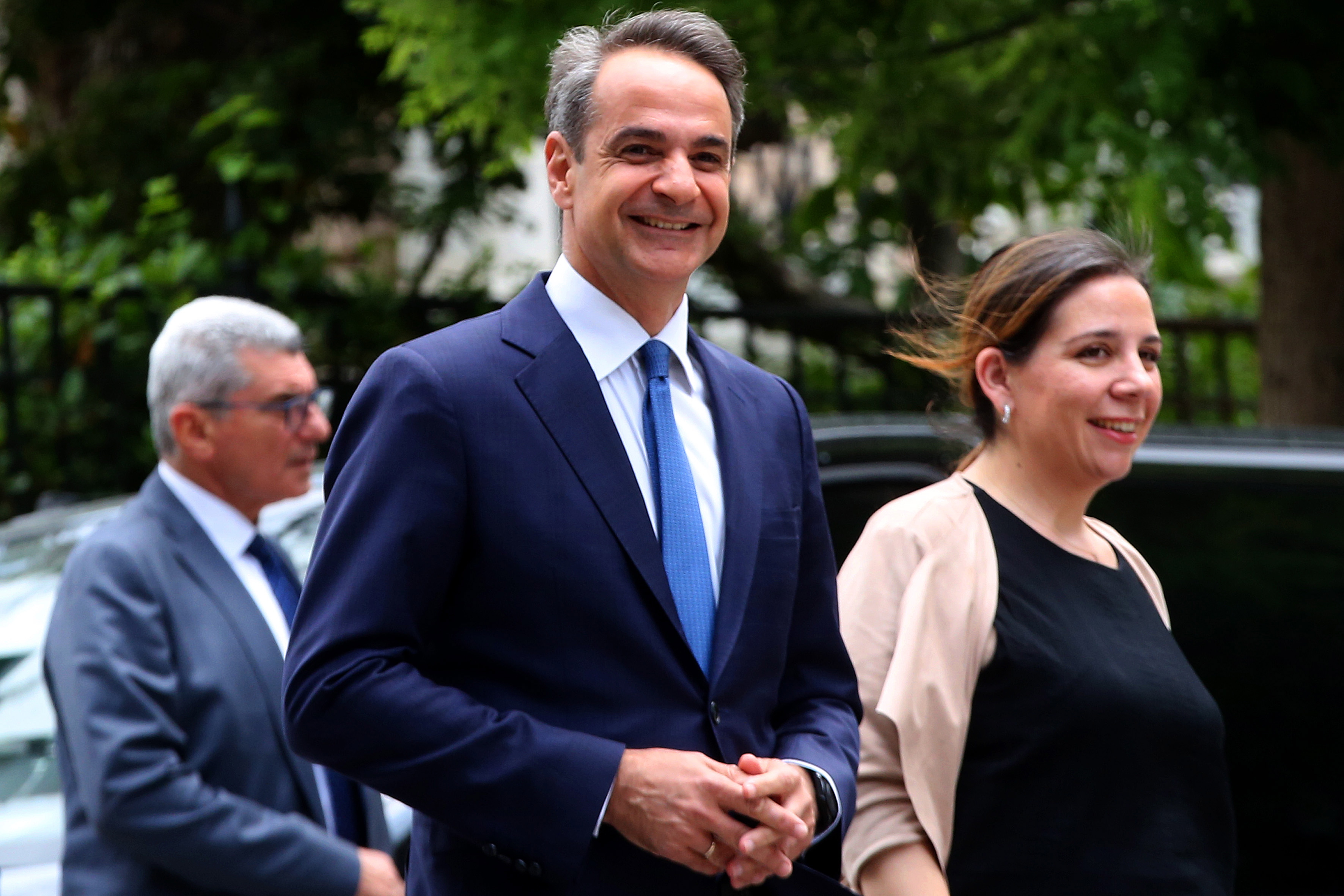 Primer ministro griego pide nuevas elecciones tras triunfo sin mayoría absoluta