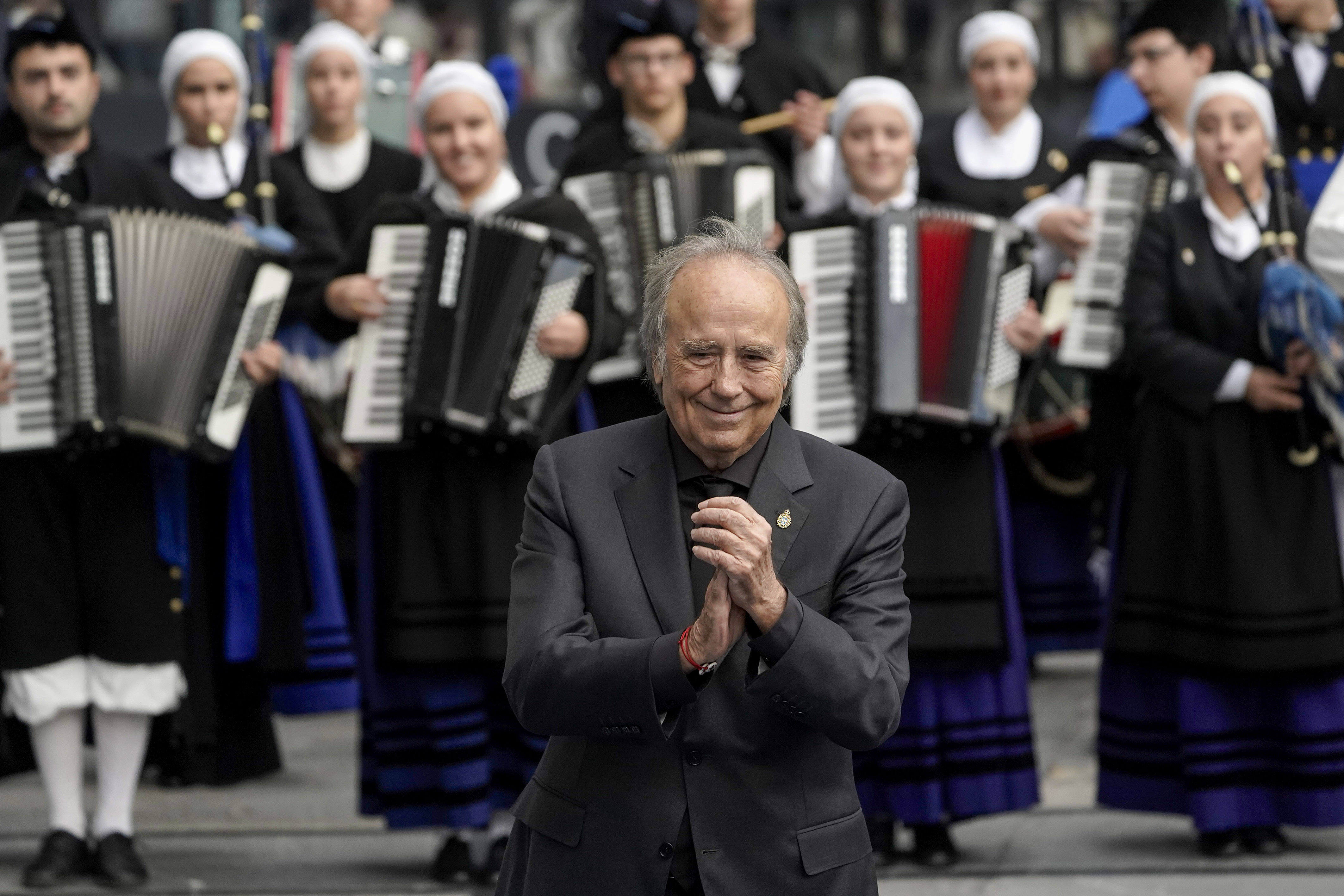 Caja de citas: frases de Joan Manuel Serrat sobre el amor y la vida