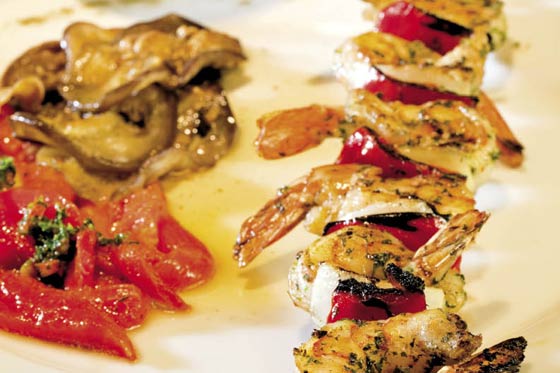 Brocheta de langostinos