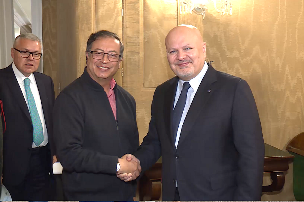 Al encuentro entre el presidente Petro y Karim Khan también acudieron el ministro de Justicia, Néstor Osuna, y el canciller, Álvaro Leyva.