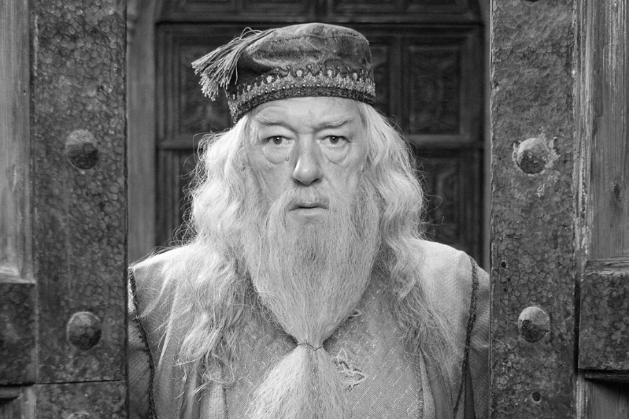 La serie de “Harry Potter” busca a su Dumbledore
