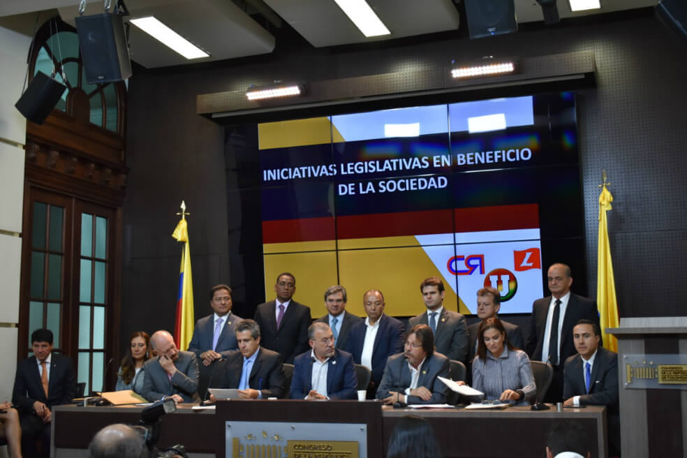 Reunificación liberal se abre paso en el Congreso
