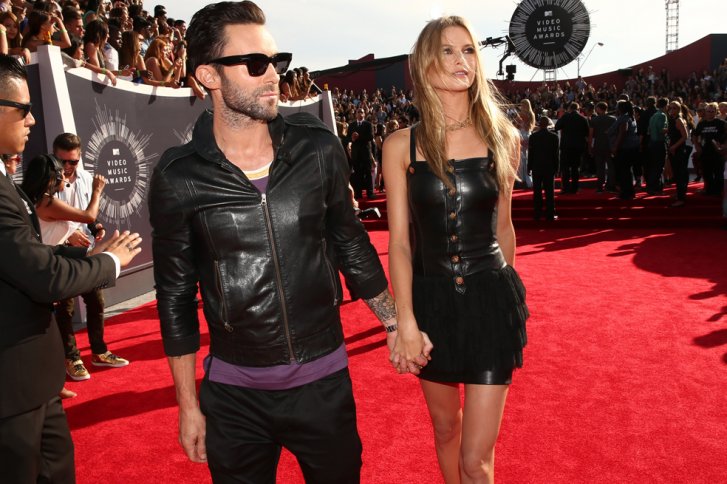 Adam Levine será papá