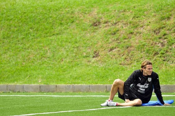 Diego Forlán debutó en el fútbol japonés