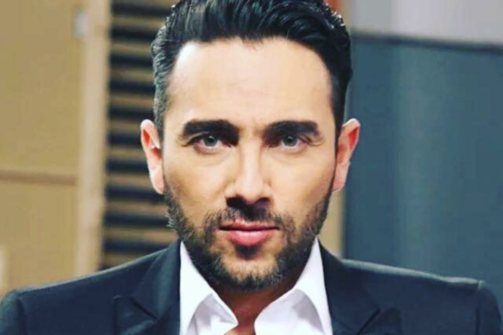 Fabián Mendoza, un actor hecho presentador