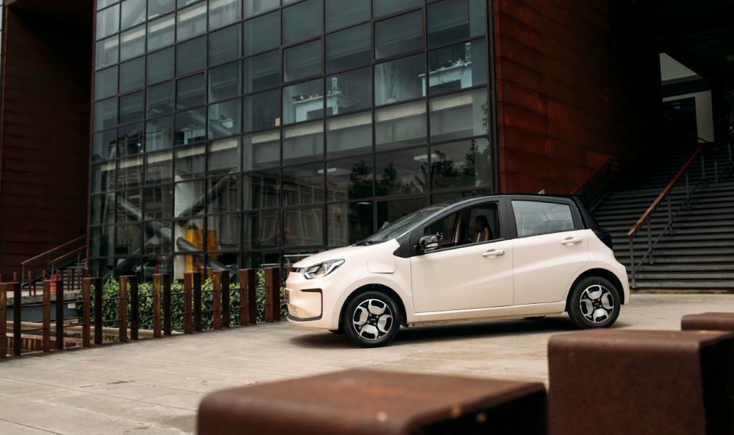 JAC presenta en Colombia su nuevo portafolio de vehículos eléctricos