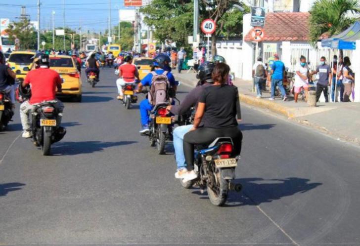 Prohíben parrillero hombre en moto en estas zonas de Cartagena