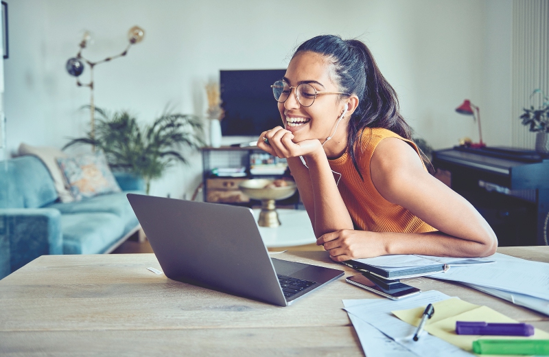 Especializaciones virtuales, opción clave para el desarrollo profesional