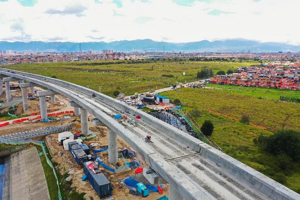 Anuncian cierre total de un tramo de la av. Villavicencio por obras del Metro