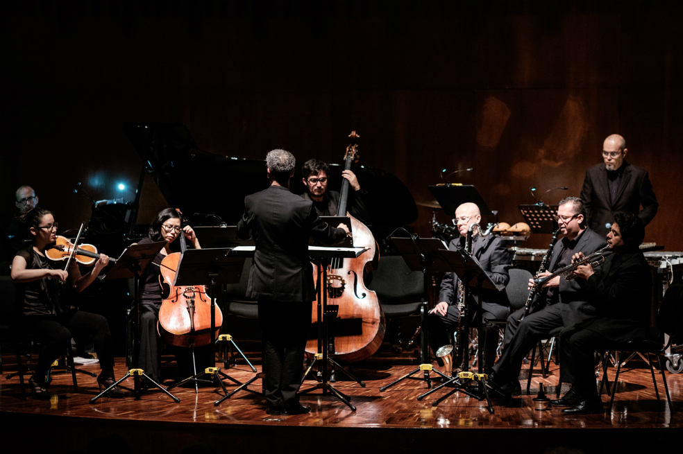 Ensamble Cepromusic, las dos caras de la moneda