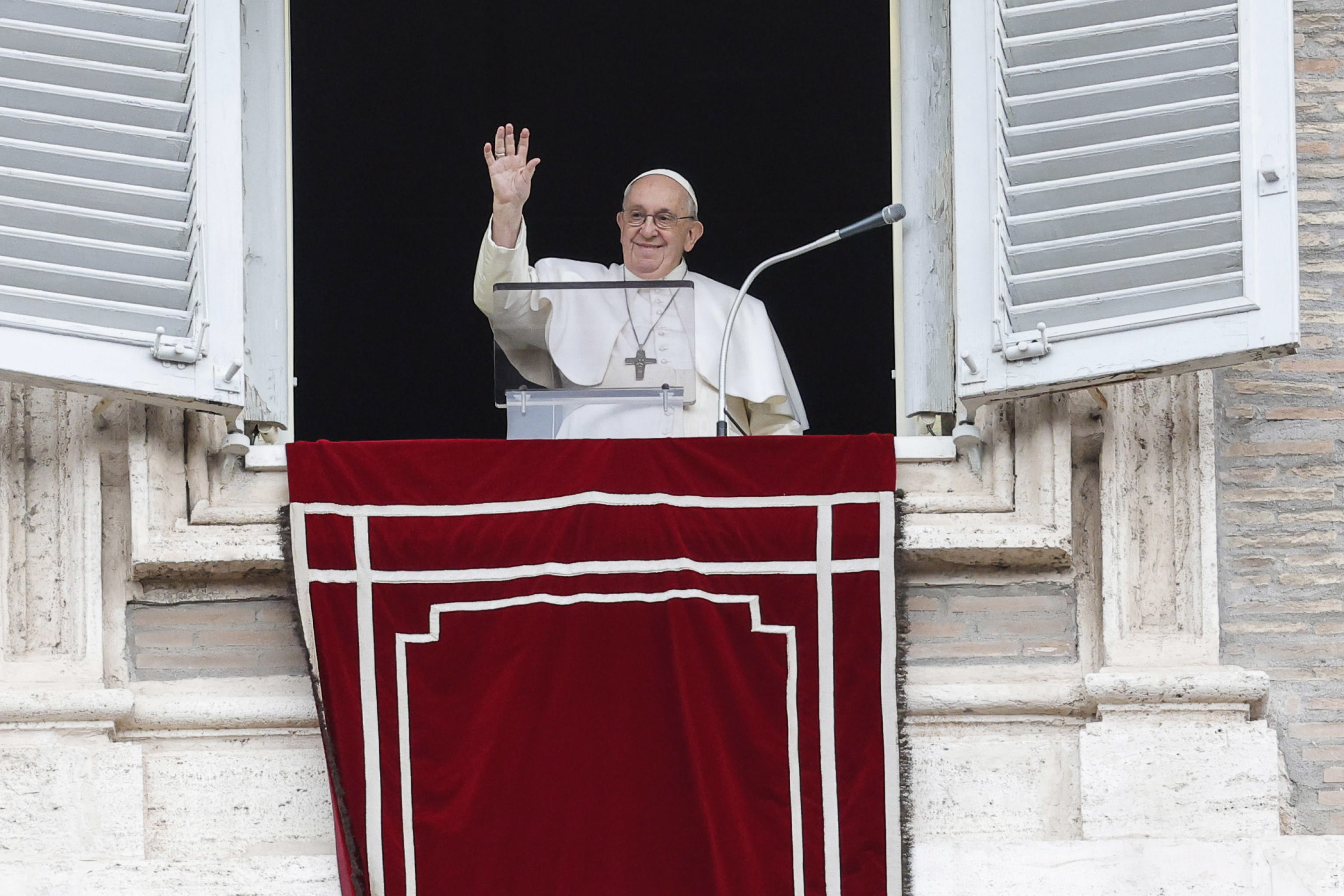 Papa Francisco acaba beneficios de los cardenales: pagarán arriendo en el Vaticano