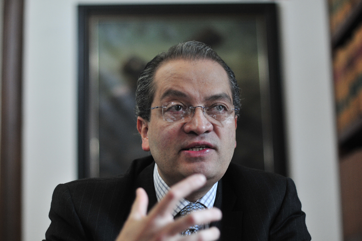 “El humo de la guerra no nos dejó ver la corrupción”: Fernando Carrillo